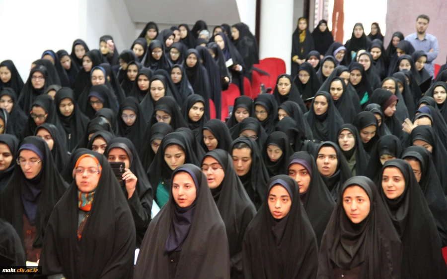 صبح امروز در مرکز شهید باهنر تهران برگزار شد:

آیین استقبال از دانشجو معلمان جدید الورود سال 1394 پردیس ها و مراکز آموزش عالی استان تهران 5