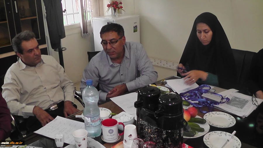 برگزاری جلسه هماهنگی آزمون صلاحیت حرفه ای معلمی در مرکز شهدای مکه 2