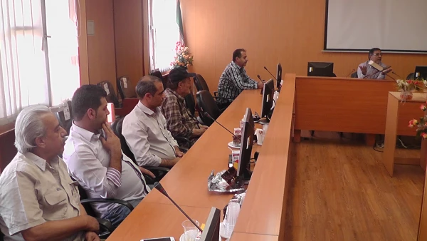 در آستانه آغاز سال تحصیلی 95 برگزار شد:

شورای  اداری کارکنان مرکز آموزش عالی شهدای مکه 2