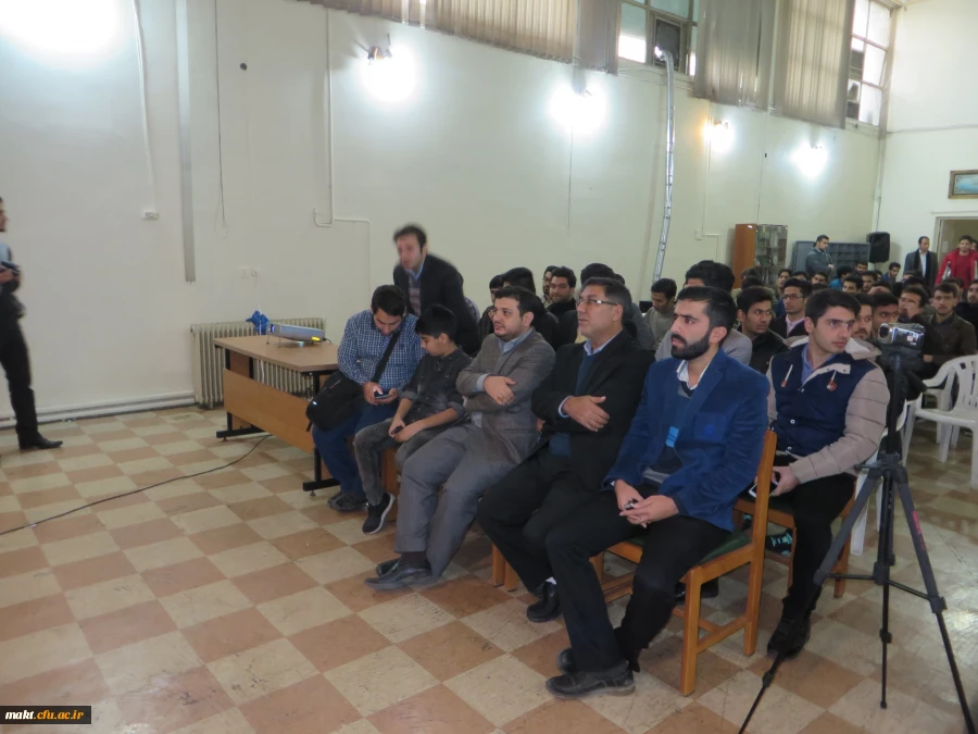 به همت شورای صنفی و واحد فرهنگی مرکز شهدای مکه برگزار شد:

سخنرانی استاد رائفی پور با موضوع نظام سازی در دهه چهارم انقلاب اسلامی و نقش معلمان در آن 2