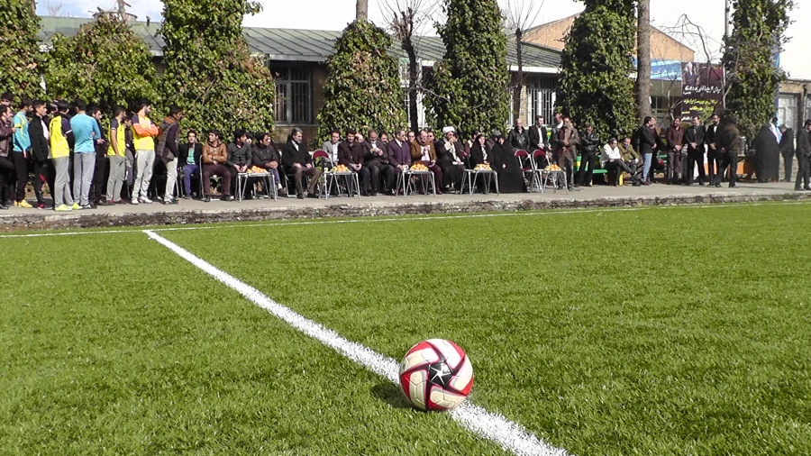 با حضور دکتر مهرمحمدی برگزار شد:

افتتاح زمین چمن فوتبال مرکز آموزش عالی شهدای مکه 2