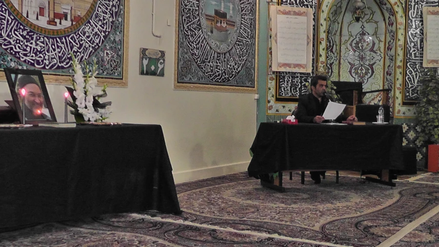 در مرکز آموزش عالی شهدای مکه برگزراشد:

برگزاری مراسم ترحیم و بزرگداشت فرامرز نعمت الهی  استاد ادبیات مرکز آموزش عالی شهید باهنر 2