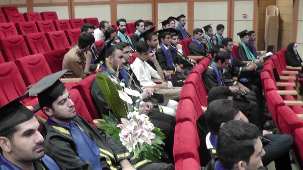 گزارش تصویری از مراسم جشن دانش آموختگی دانشجو معلمان مرکز آموزش عالی شهدای مکه 12