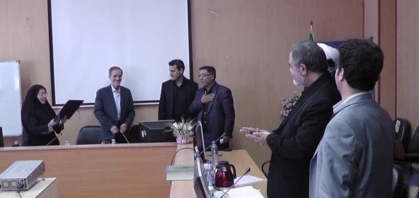 در جلسه شورای سرپرستان مدیریت امور پردیس های استان تهران برگزار شد

تودیع دکتر پرویز انصاری راد  2