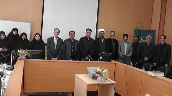 در جلسه شورای سرپرستان مدیریت امور پردیس های استان تهران برگزار شد

تودیع دکتر پرویز انصاری راد  2