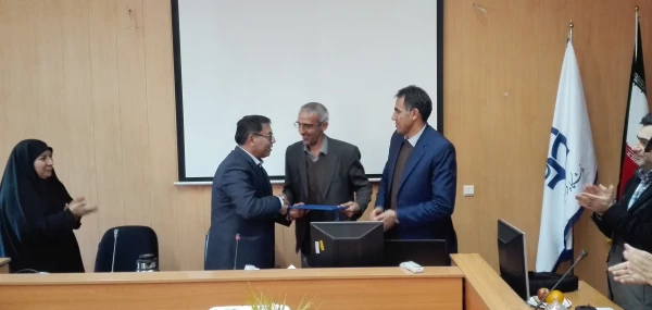 دکتر جهرمی به ریاست مرکز شهدای مکه منصوب شد

برگزاری مراسم معارفه سرپرست مرکز شهدای مکه 2