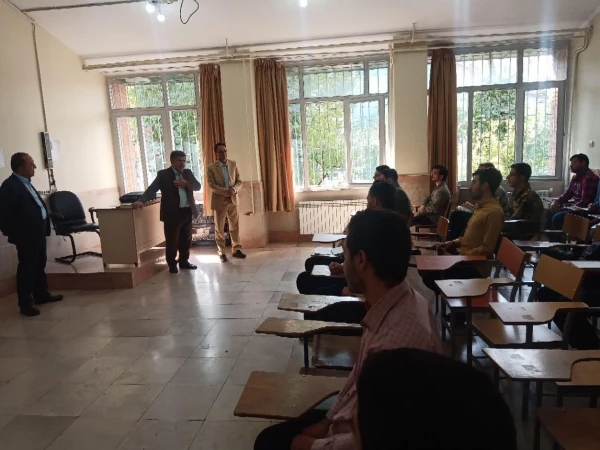 برگزاری کلاسهای حضوری مرکز آموزش عالی شهدای مکه  4