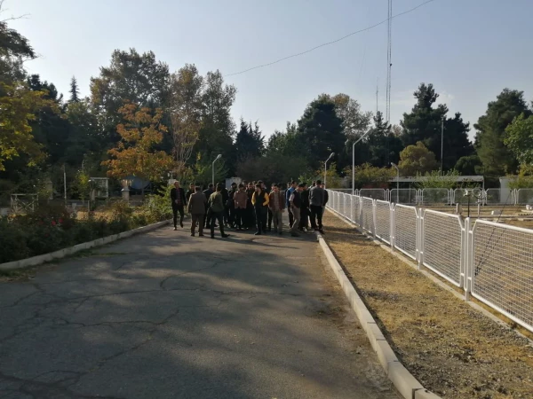 بازدید علمی- آموزشی دانشجومعلمان رشتۀ جغرافیای مرکز آموزش عالی شهدای مکه از مرکز هواشناسی و علوم جوّی تهران و مجموعۀ فرهنگی تاریخی نیاوران 3