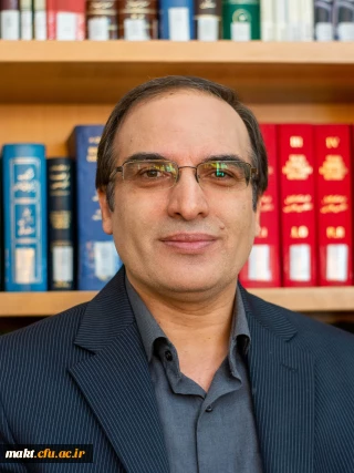 مدیر گروه آموزش زبان انگلیسی