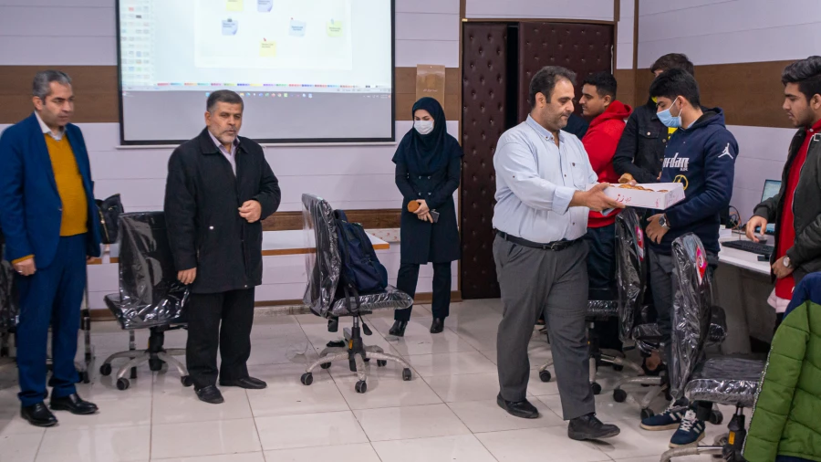 در حاشیۀ مراسم بزرگداشت روز 16 آذر در مرکز آموزش عالی شهدای مکه 6