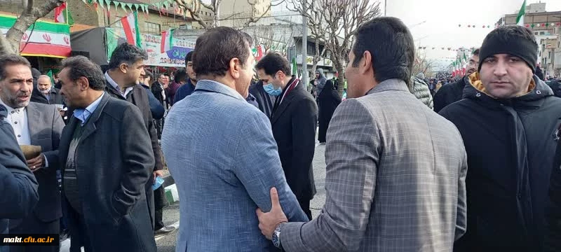حضور استادان، رؤسا و معاونان پردیس ها و مراکز، کارکنان و دانشجویان دانشگاه فرهنگیان تهران در راه پیمایی روز 22 بهمن 5