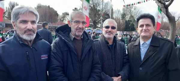 حضور استادان، رؤسا و معاونان پردیس ها و مراکز، کارکنان و دانشجویان دانشگاه فرهنگیان تهران در راه پیمایی روز 22 بهمن 6