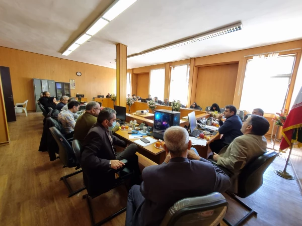 نشست رؤسا، معاونان، عاملان مالی و کارپردازان پردیس ها و مراکز استان تهران در مرکز آموزش عالی شهدای مکه 9