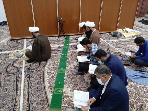جلسۀ جزءخوانی قرآن کریم در مرکز آموزش عالی شهدای مکه 2