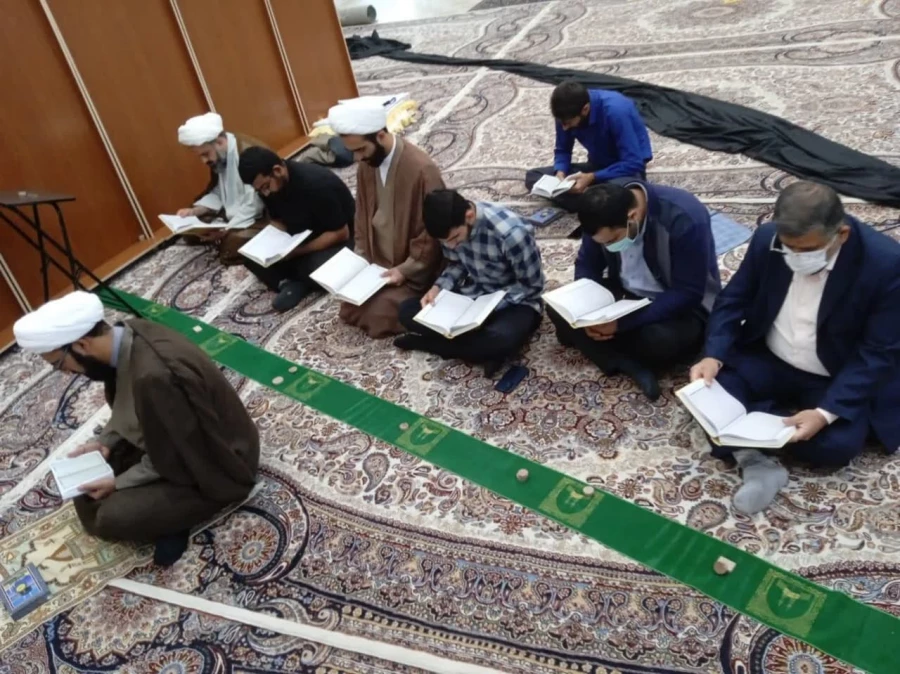 جلسۀ جزءخوانی قرآن کریم در مرکز آموزش عالی شهدای مکه 3