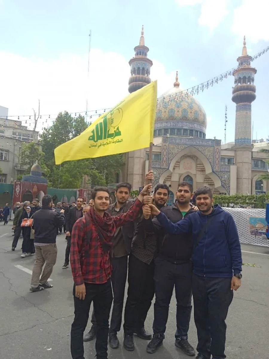 حضور استادان، دانشجویان و کارکنان مرکز آموزش عالی شهدای مکه در راه پیمایی روز قدس 4