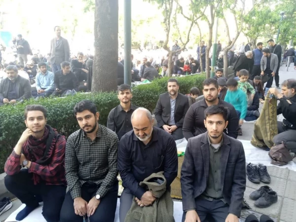 حضور استادان، دانشجویان و کارکنان مرکز آموزش عالی شهدای مکه در راه پیمایی روز قدس 6