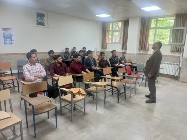 برگزاری سمینار کارورزی در روز دوشنبه مورخ 1402/02/04 با حضور 510 نفر از دانشجومعلمان مرکز آموزش عالی شهدای مکه 4