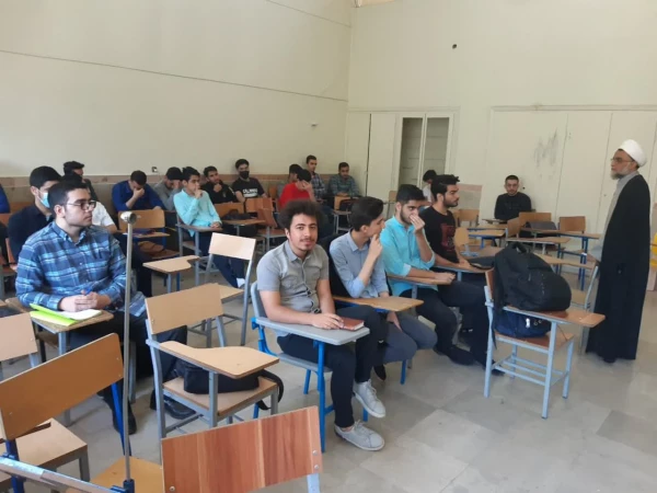 برگزاری دورۀ آموزشی- تربیتی «معراج» در مرکز آموزش عالی شهدای مکه 3