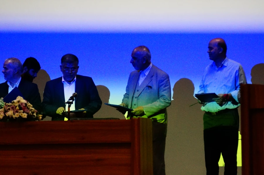 گزارش تصویری برگزاری جشن روز معلم در مرکز آموزش عالی شهدای مکه 20