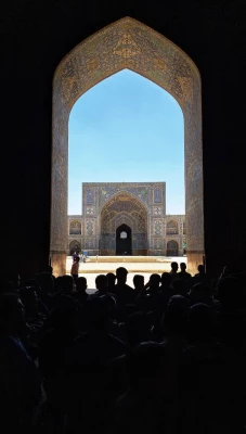 کسب مقام دوم کشوریِ دانشجو معلم مرکز آموزش عالی شهدای مکه در رشتۀ عکاسی 8