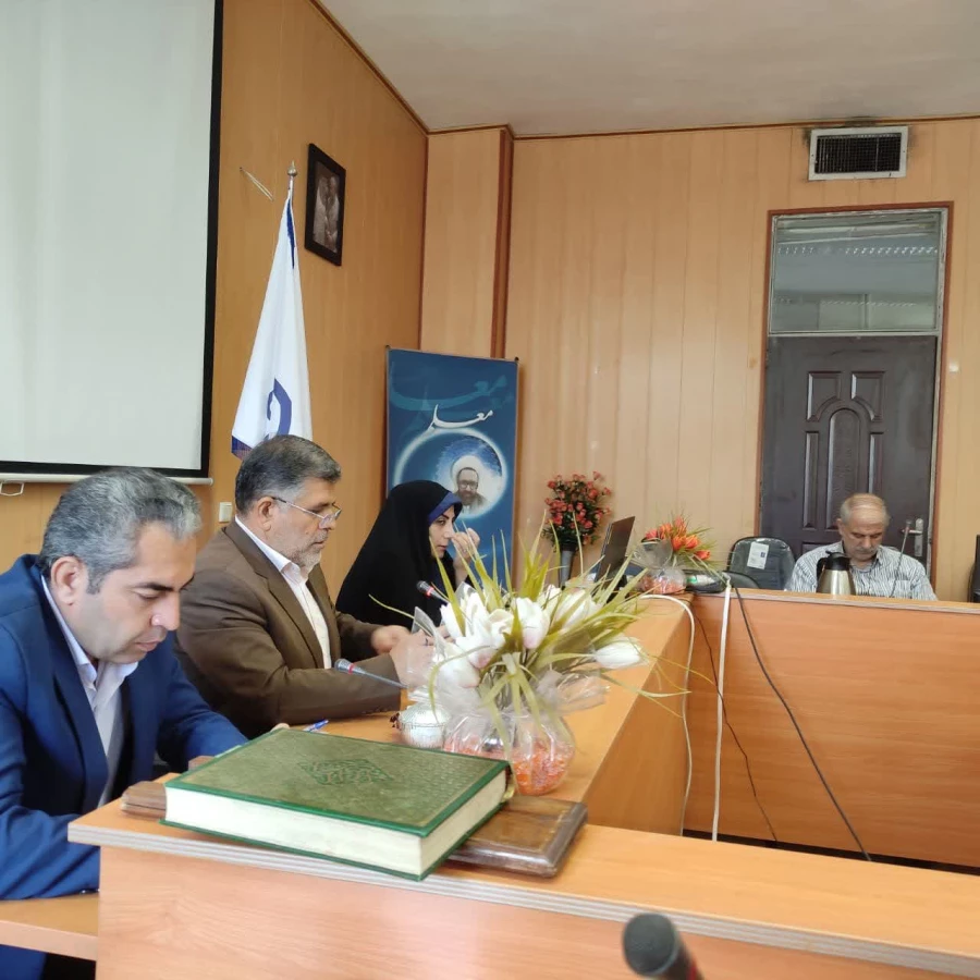 برگزاری جلسۀ مسائل و بررسی مشکلات روز دانشجویان و استادان در مرکز آموزش عالی شهدای مکه  3