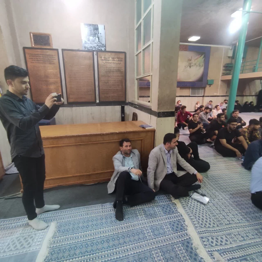 تجدید بیعت با آرمان های امام (ره)، به دعوت سازمان مرکزی دانشگاه فرهنگیان در حسینیۀ جماران 4