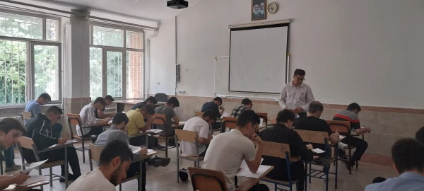 برگزاری آزمون هماهنگ کشوری درس نظریه های یادگیری در مرکز آموزش عالی شهدای مکّه  4