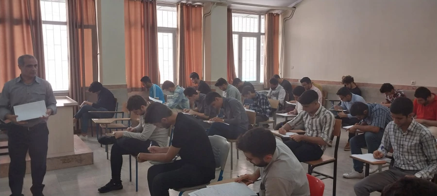 برگزاری آزمون هماهنگ کشوری درس نظریه های یادگیری در مرکز آموزش عالی شهدای مکّه  5