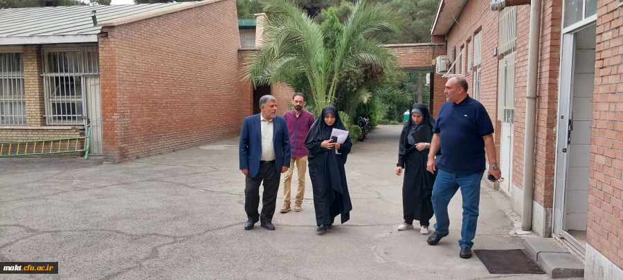 بازدیدکارشناس محترم حوزۀ دانشجویی استان تهران از سلف دانشجویی ، آشپزخانه و انبار  مرکز شهدای مکه 2