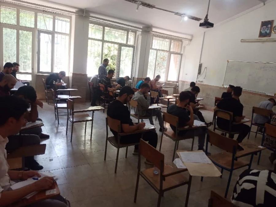 برگزاری آزمون دورۀ تابستان سال تحصیلی 1401-1402 در مرکز آموزش عالی شهدای مکه 6