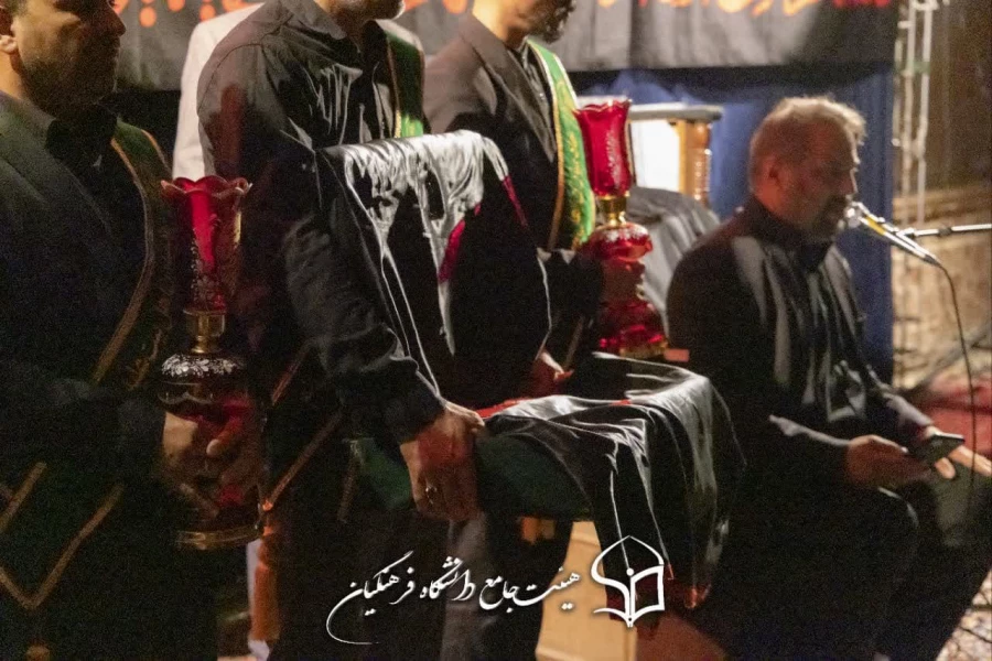 برگزای هیئت دانشجویی توسط  هیئت جامع دانشگاه فرهنگیان استان تهران به نام و یاد ذاکر شهید دانشجو معلم محمد جواد اسلامی فر در مرکز شهدای مکه  3