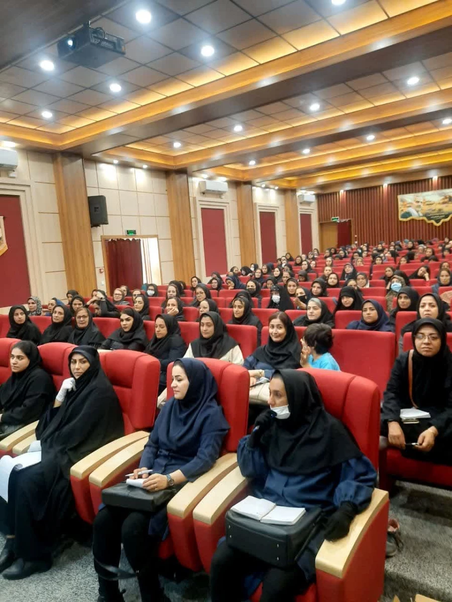 برگزاری دوره توانمندسازی معلمان مدارس غیر دولتی 3