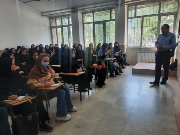 برگزاری دوره توانمندسازی معلمان مدارس غیر دولتی 5