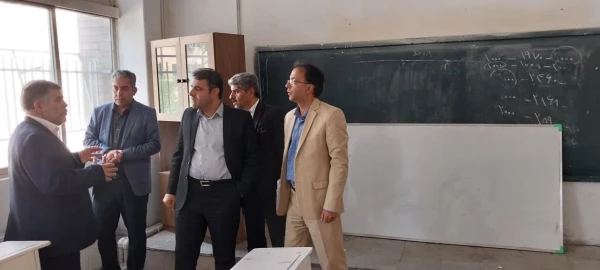 بازدید دکتر اسماعیل اولی از مدرسۀ همجوار مرکز آموزش عالی شهدای مکه 4