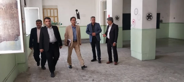 بازدید دکتر اسماعیل اولی از مدرسۀ همجوار مرکز آموزش عالی شهدای مکه 6