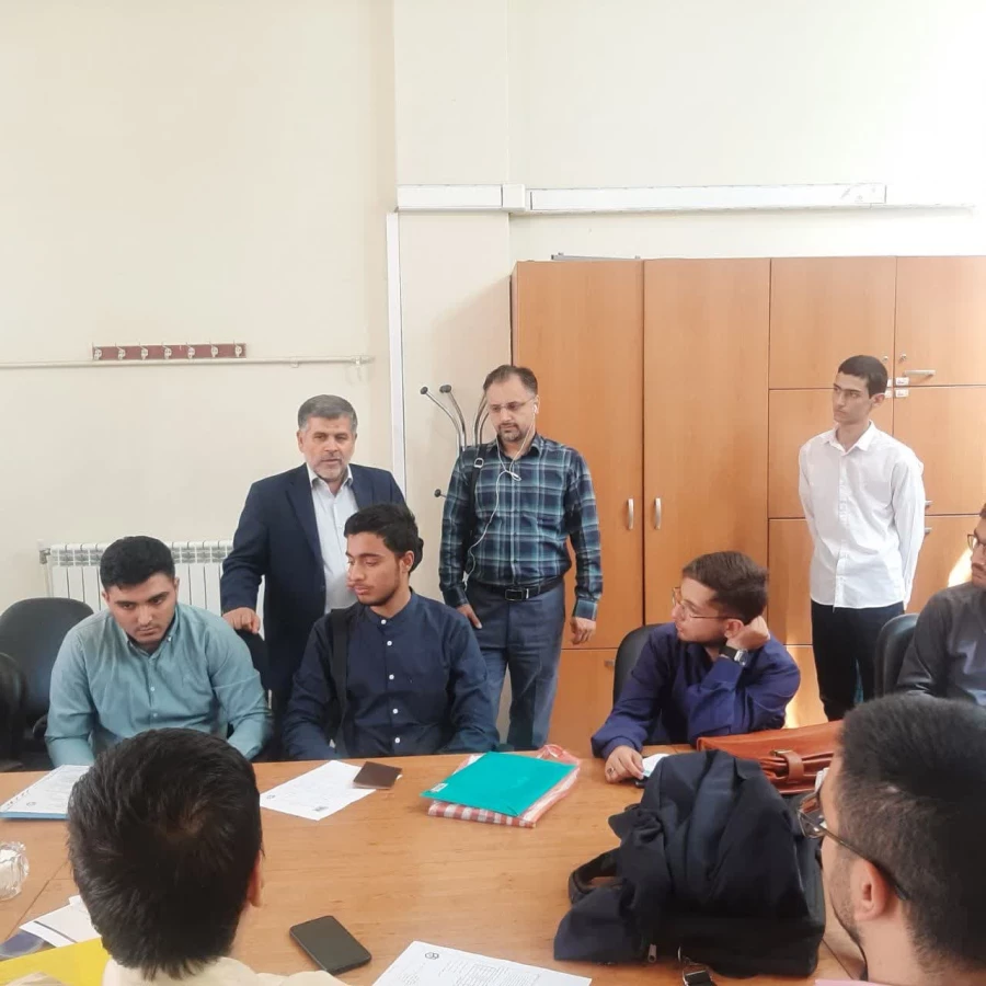 بازدید جناب آقای سید علیرضا هوشی السادات، نمایندۀ نظارت و ارزیابی سازمان مرکزی از فرایند مصاحبه در مرکز شهدای مکه 7