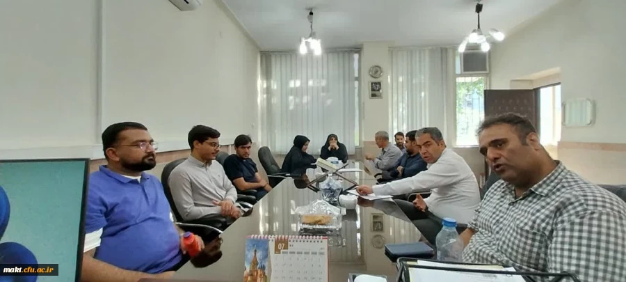 برگزاری جلسه جهت بزرگداشت هفتۀ دفاع مقدس و مراسم استقبال از دانشجو معلمان 2