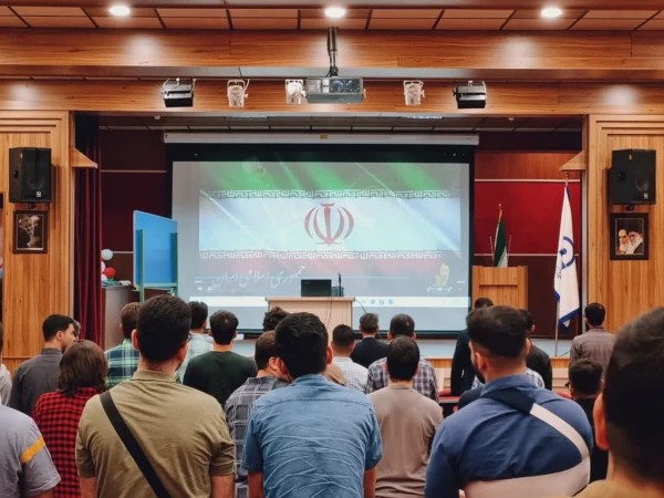 برگزاری جلسۀ کارورزی برای دانشجو معلمان در سالن زکریای رازی مرکز شهدای مکه 8