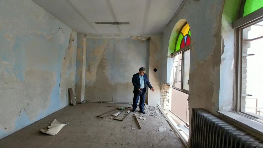 مرمت و بهسازی مدرسۀ همجوار جهت افزایش و توسعۀ فضای آموزشی مرکز آموزش عالی شهدای مکه 13