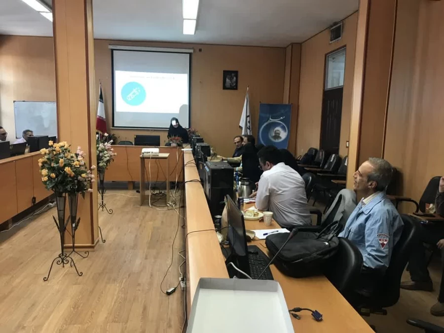 جلسات دفاع از پایان نامۀ تعدادی از دانشجویان ورودی 1399 رشتۀ آموزش زبان انگلیسی در مرکز آموزش عالی شهدای مکه  5