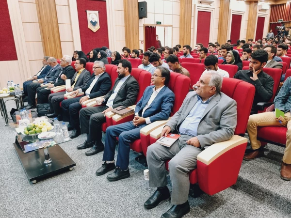 برگزاری جلسۀ حافظ پژوهی در غرب در مرکز آموزش عالی شهدای مکه 14