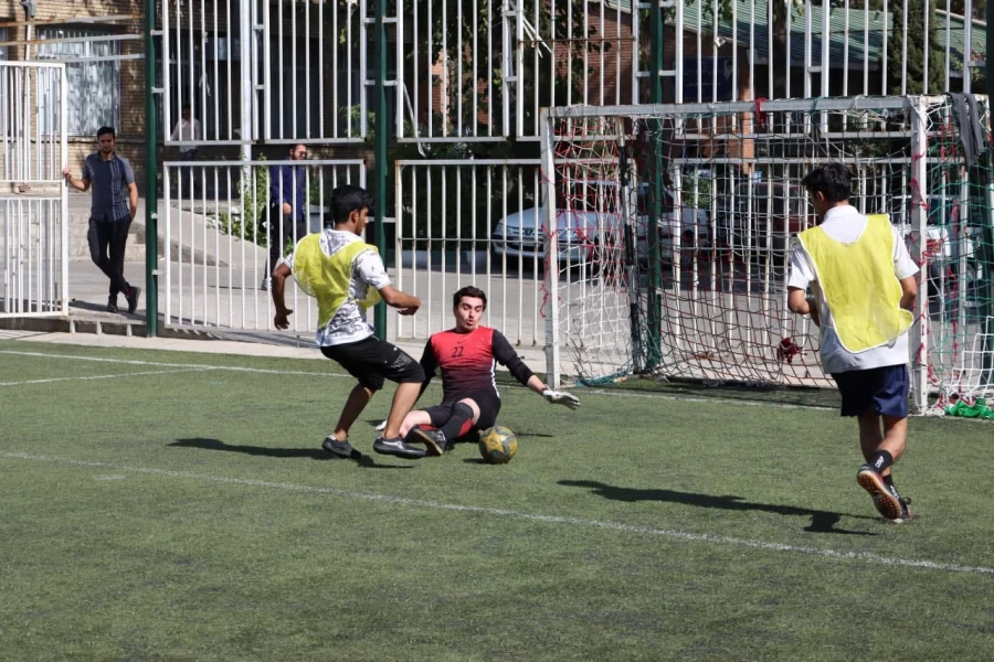 لیگ داغ فوتبال مرکز شهدای مکه به مناسبت هفتۀ تربیت بدنی 11