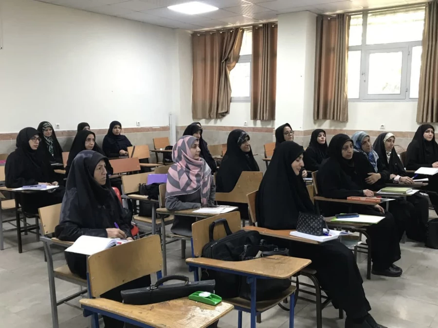 بازدید سرپرست مرکز آموزش عالی شهدای مکه از کلاس های توانمندسازی مهارت آموزان ماده 28 4