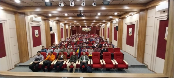 مراسم استقبال از نو دانشجو معلمان ورودی 1402 در مرکز آموزش عالی شهدای مکه 4