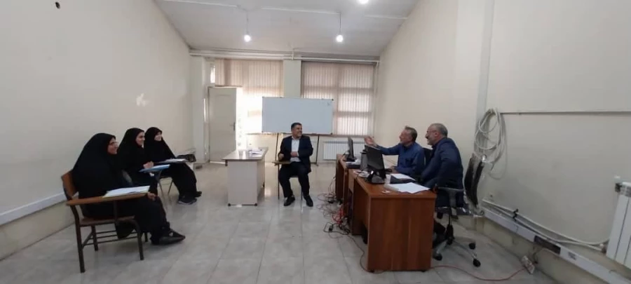 بازدید سرپرست مرکز آموزش عالی شهدای مکه از کانون های مصاحبه کد 11 4