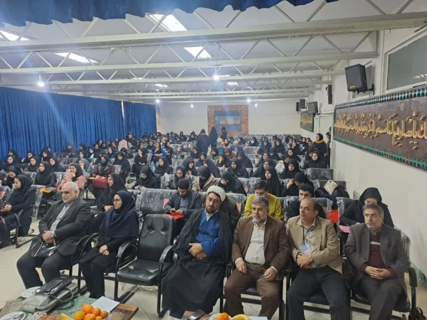 دومین همایش ملی آموزش هنر و ارتباط تصویری باهمکاری مرکزآموزش عالی شهید شرافت 4