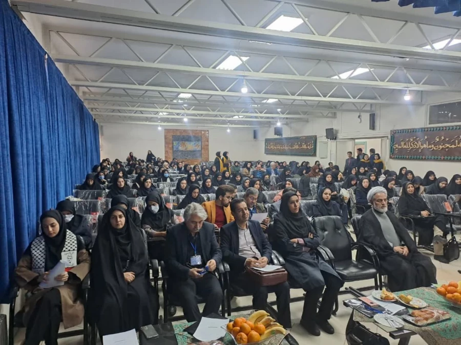 دومین همایش ملی آموزش هنر و ارتباط تصویری باهمکاری مرکزآموزش عالی شهید شرافت 6