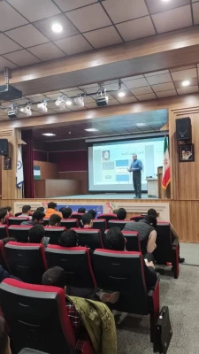 برگزاری جلسه نقد کتاب جامعه آناتومی جامعه در مرکز آموزش عالی شهدای مکه 3