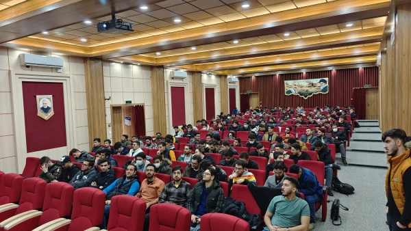 برگزاری نخستین کنفرانس کارورزی دانشجو معلمان آموزش زبان انگلیسی در مرکز آموزش عالی شهدای مکه 3